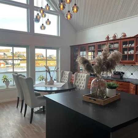 Large By The Sea For Rent During Ons