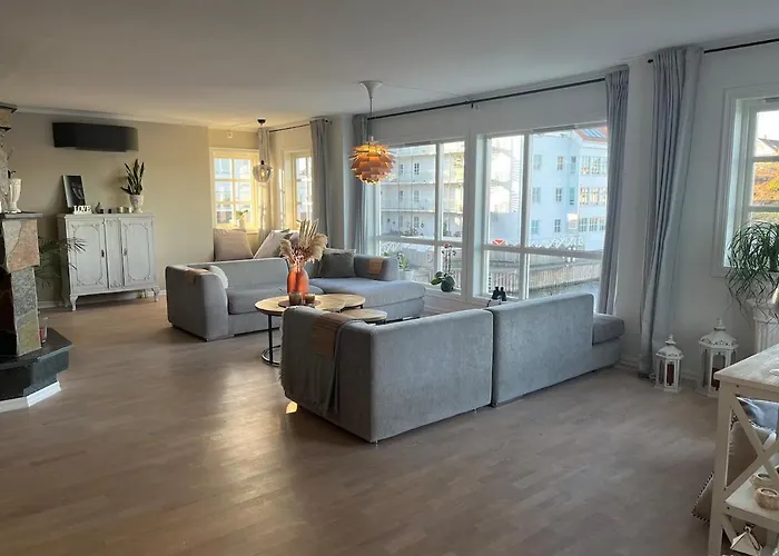 Villa Large By The Sea For Rent During Ons