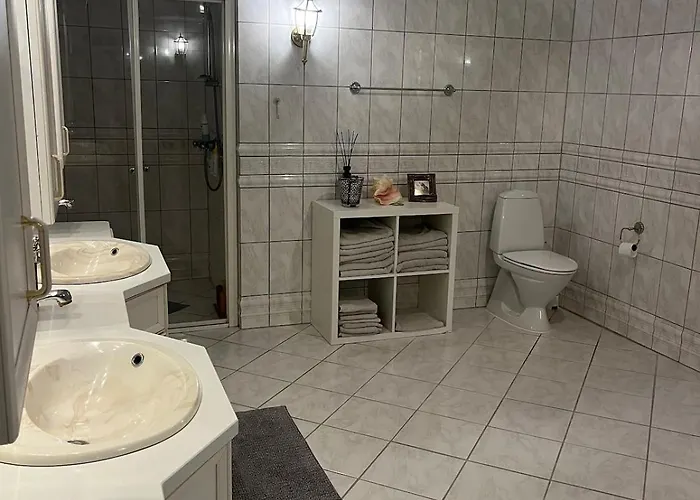 Large By The Sea For Rent During Ons *