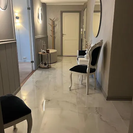 Vila Large By The Sea For Rent During Ons *